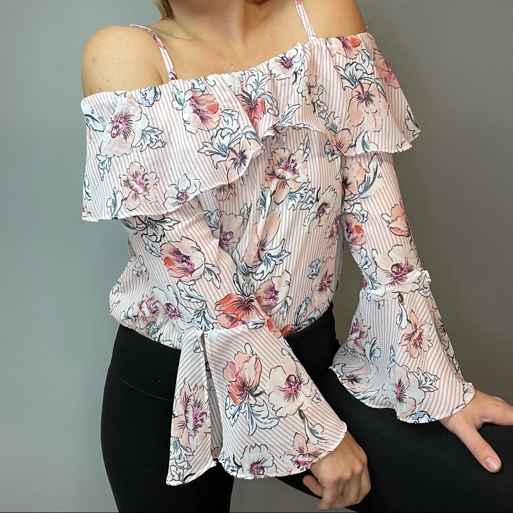Pink Floral Blouse Cold Shoulder Bell Sleeve Top Size Medium | A Byer